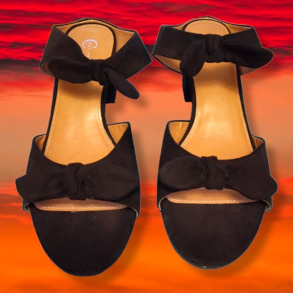 C Est 1946 black faux-suede sandals, size 11W NWT